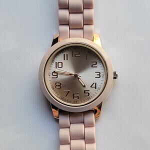 Vintage FMD Womens Watch Gold Case Champagne Dial Pink Silicone Strap Quartz